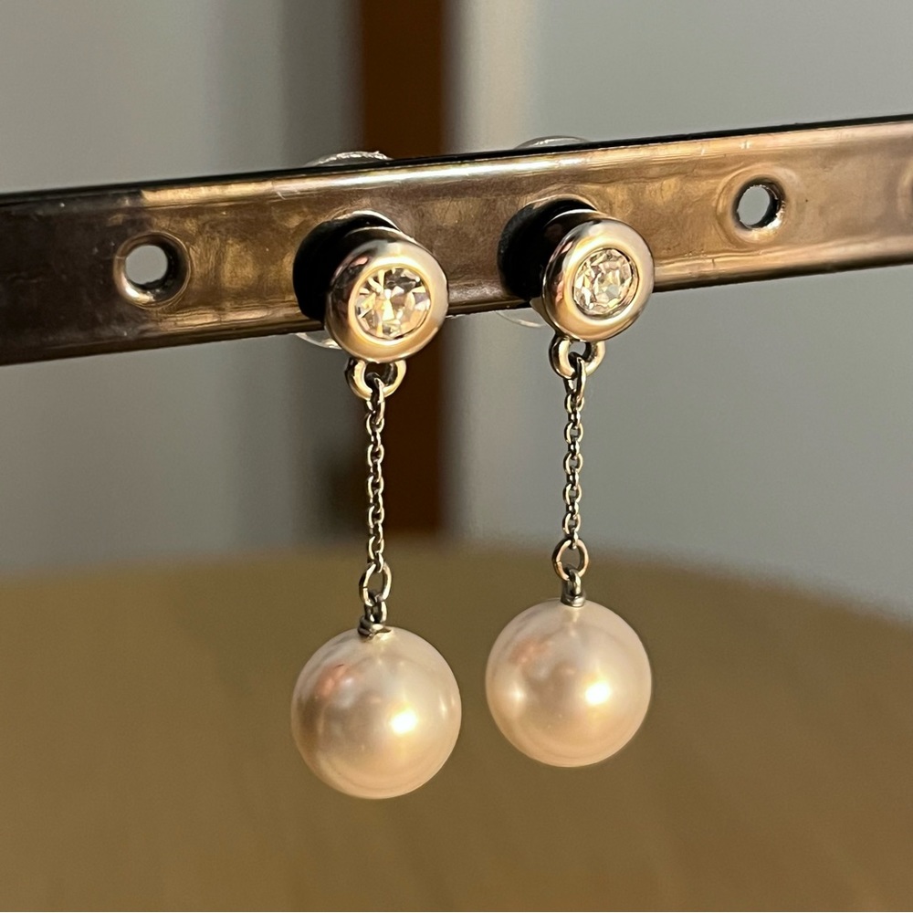 Pearl drop chain earrings ✨